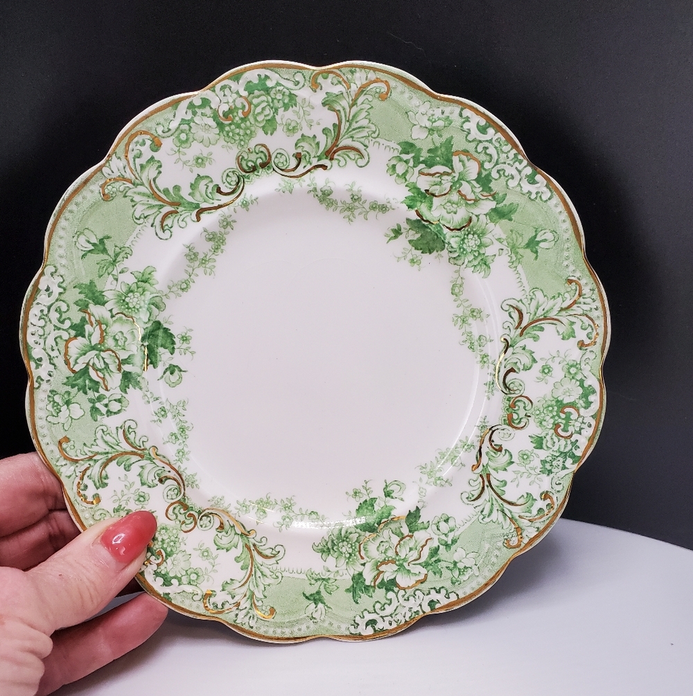 For Cajohns17    Florentine Pie Plate